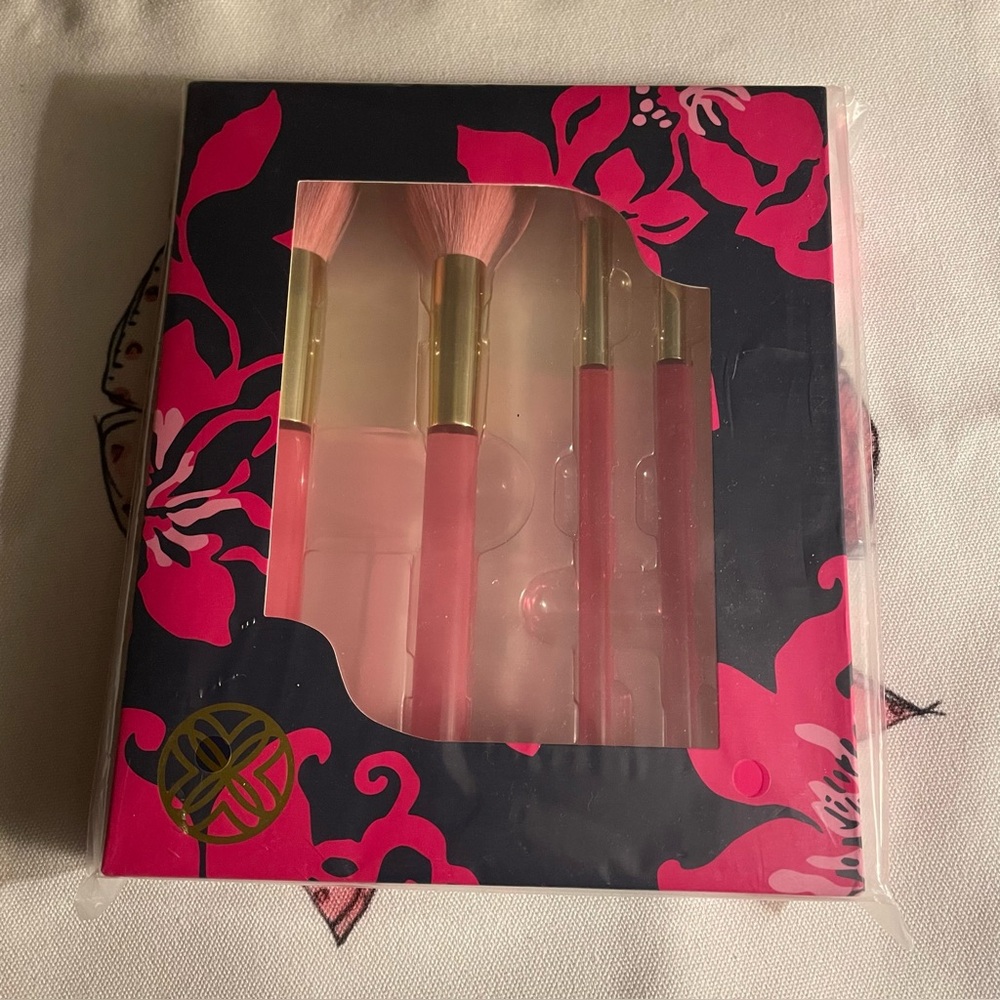Lilly Pulitzer Pink Makeup Brush Set